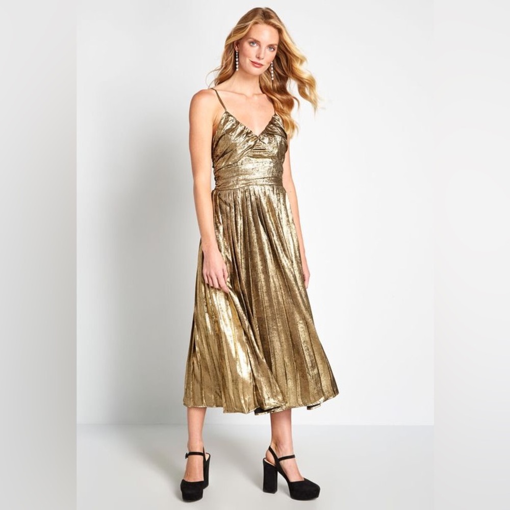 Metallic Gold Pleated Midi Dress